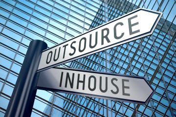  02. Outsourcing Vs Inhouse.jpg